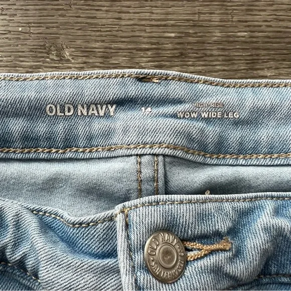 Old Navy High-Waisted Wow Wide-Leg Jeans | Size 14 - Picture 8 of 9